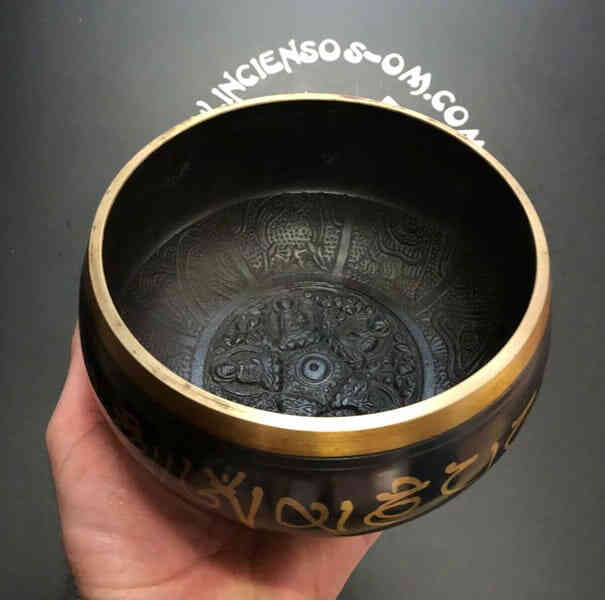 Cuenco Nepalí